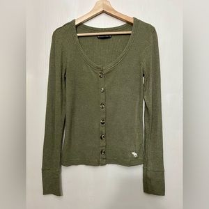 Abercrombie & Fitch - Super Soft Long Sleeve - Olive